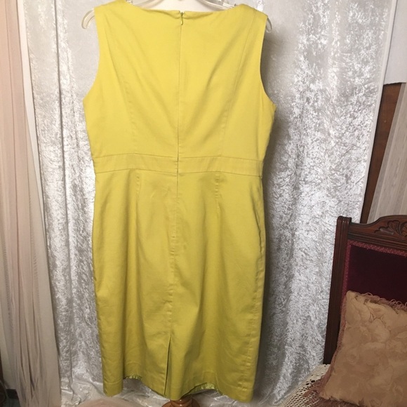 Alex Marie Sheath MIDI Dress in Green Fitted Size 12 - Picture 3 of 9